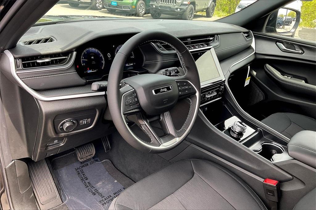 new 2025 Jeep Grand Cherokee L car, priced at $36,544