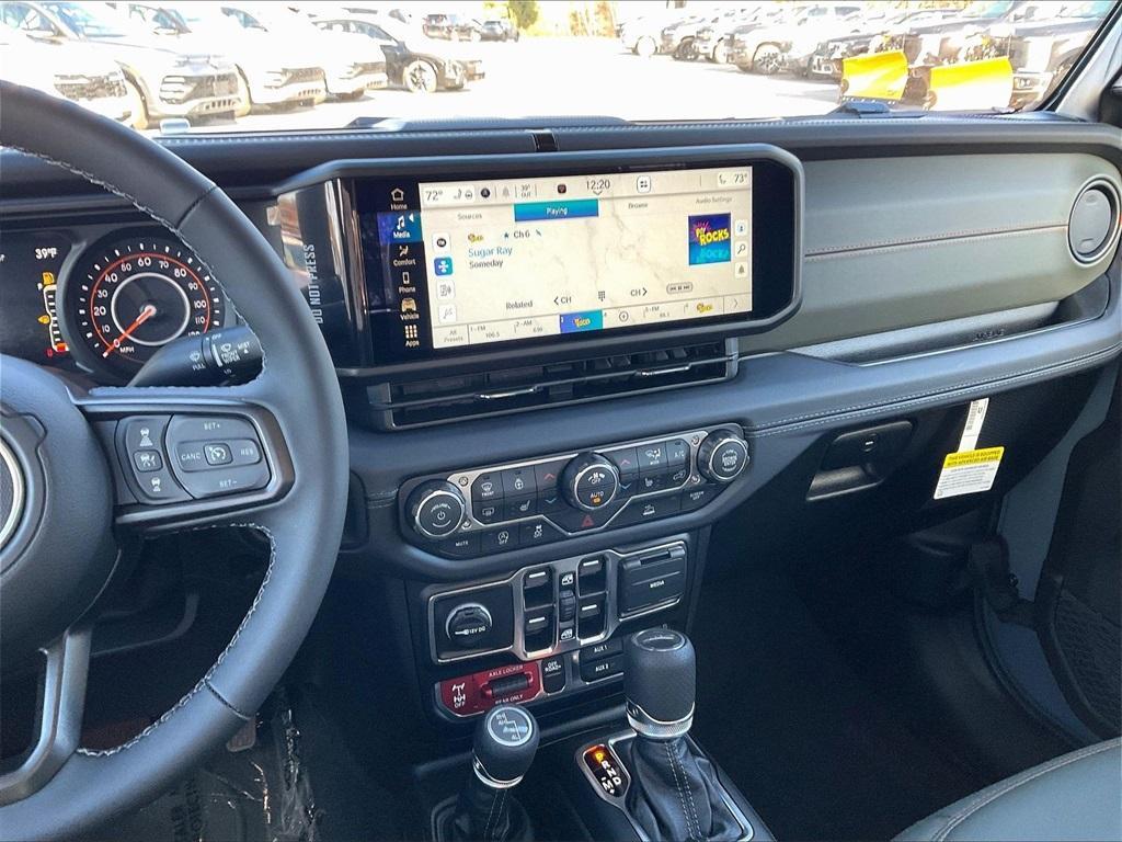 new 2026 Jeep Gladiator car, priced at $55,881