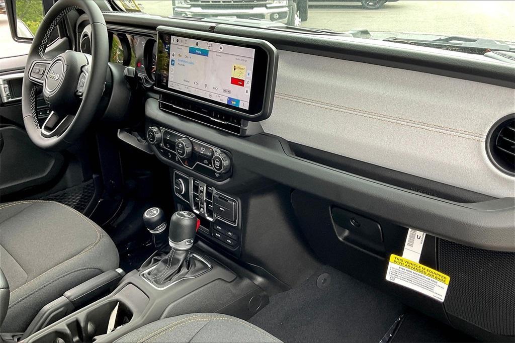new 2025 Jeep Wrangler car, priced at $45,412
