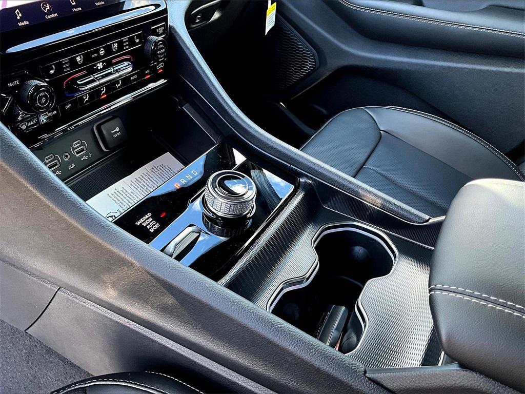 new 2025 Jeep Grand Cherokee L car, priced at $51,535