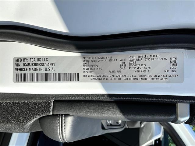 new 2025 Jeep Grand Cherokee L car, priced at $58,160