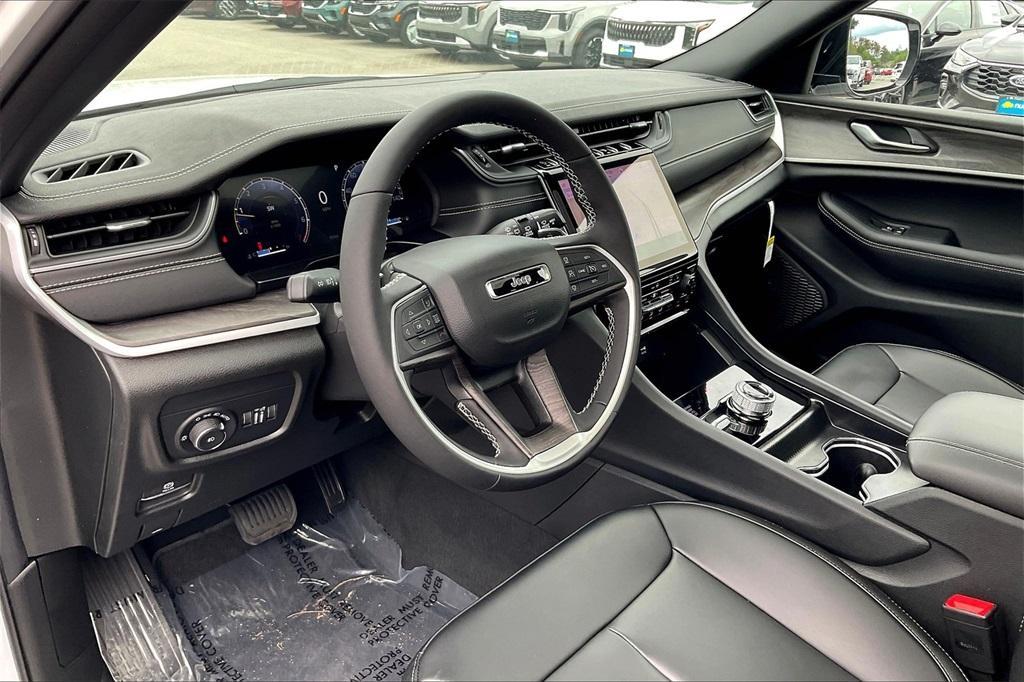 new 2025 Jeep Grand Cherokee L car, priced at $48,412