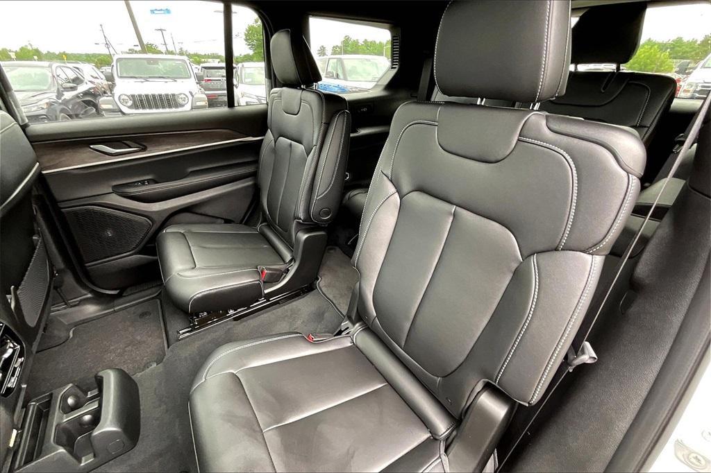 new 2025 Jeep Grand Cherokee L car, priced at $48,412