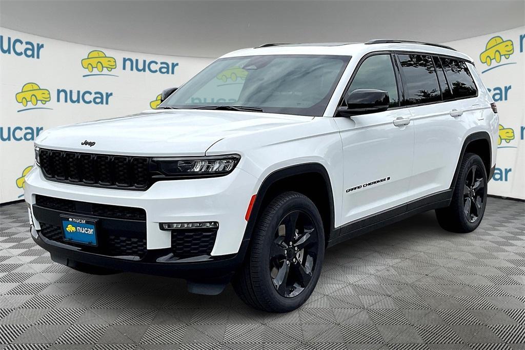 new 2025 Jeep Grand Cherokee L car, priced at $48,412