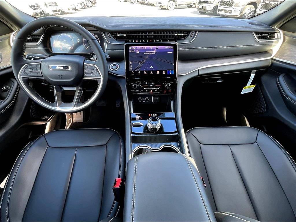 new 2025 Jeep Grand Cherokee L car, priced at $46,619