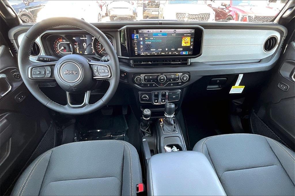 new 2025 Jeep Wrangler car, priced at $40,166
