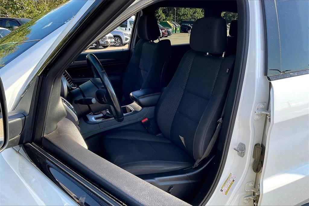 used 2018 Jeep Grand Cherokee car, priced at $17,783