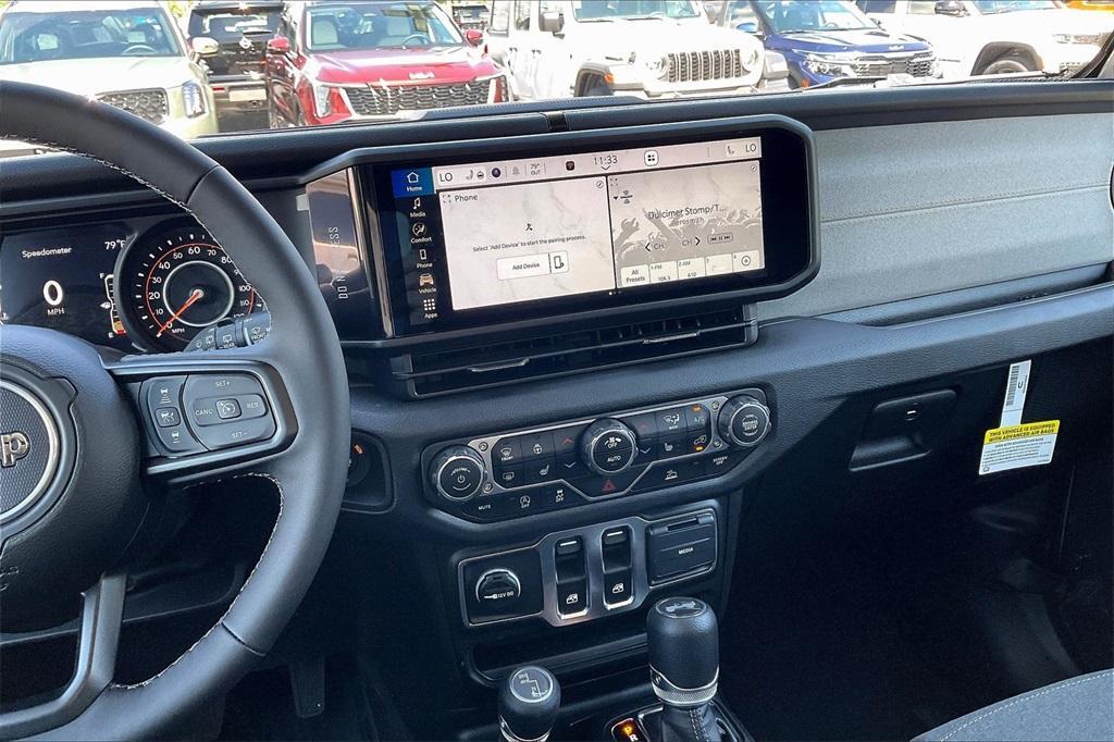 new 2025 Jeep Wrangler car, priced at $40,166