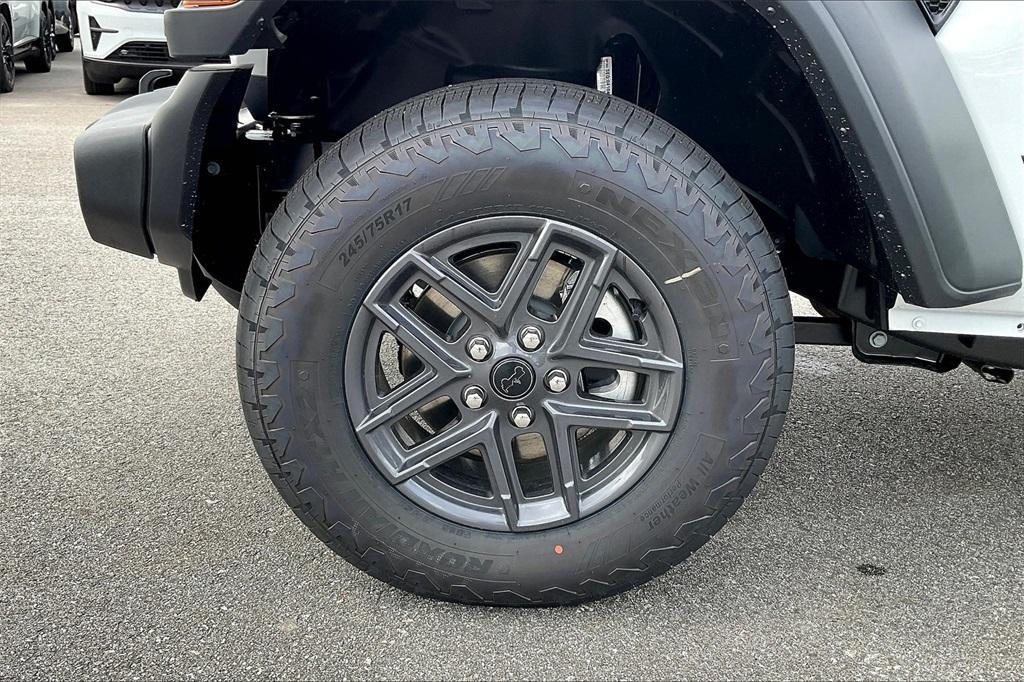 new 2025 Jeep Wrangler car, priced at $45,405