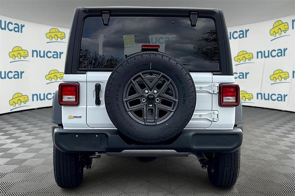 new 2025 Jeep Wrangler car, priced at $45,405