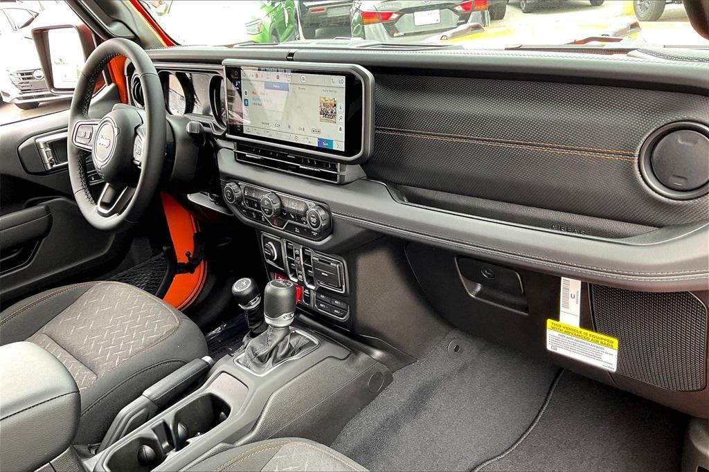 new 2025 Jeep Gladiator car, priced at $47,566