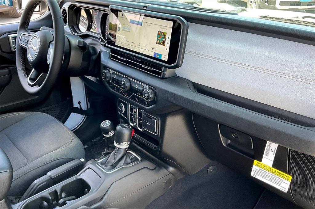 new 2025 Jeep Gladiator car, priced at $39,716