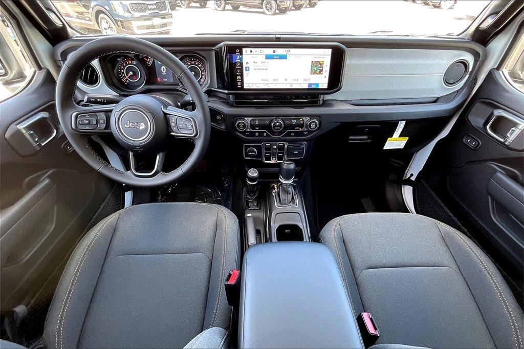 new 2025 Jeep Gladiator car, priced at $39,716