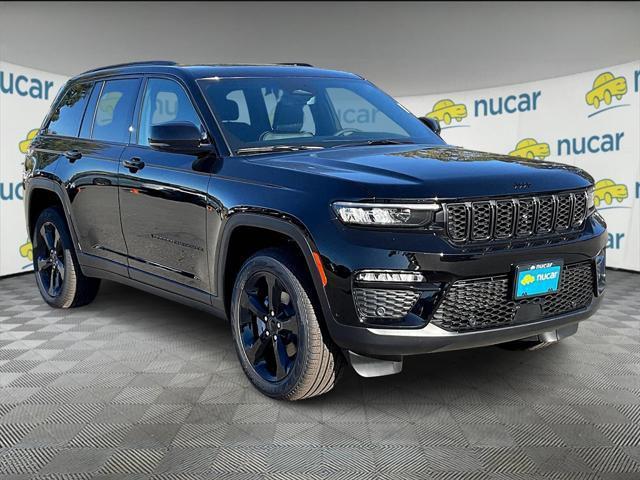 new 2025 Jeep Grand Cherokee car, priced at $56,655