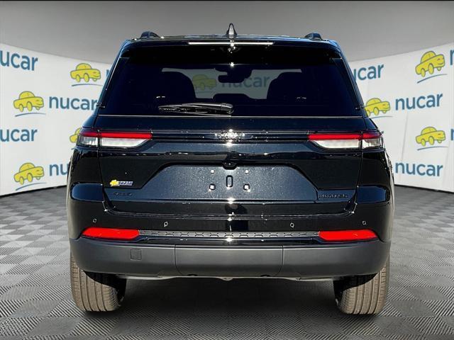 new 2025 Jeep Grand Cherokee car, priced at $56,655
