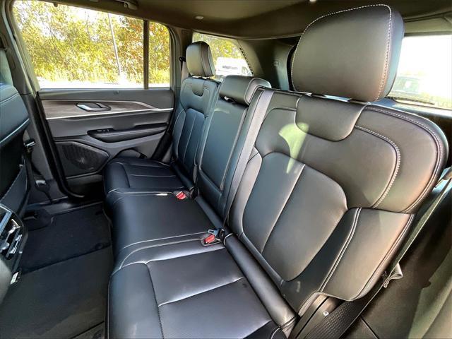 new 2025 Jeep Grand Cherokee car, priced at $56,655