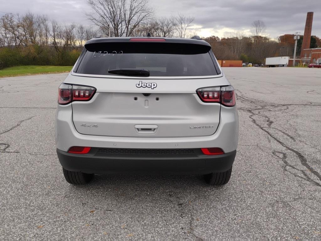 new 2025 Jeep Compass car, priced at $30,406