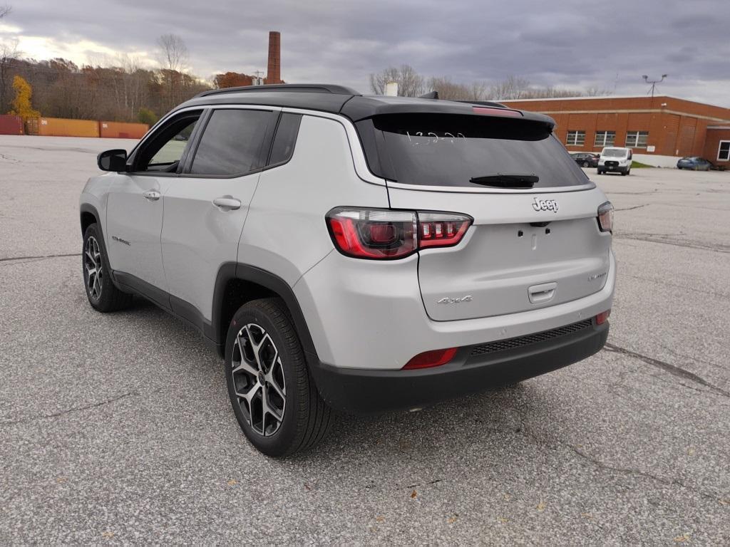 new 2025 Jeep Compass car, priced at $30,406
