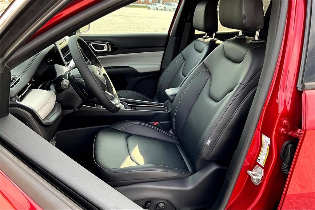 new 2025 Jeep Compass car, priced at $30,406