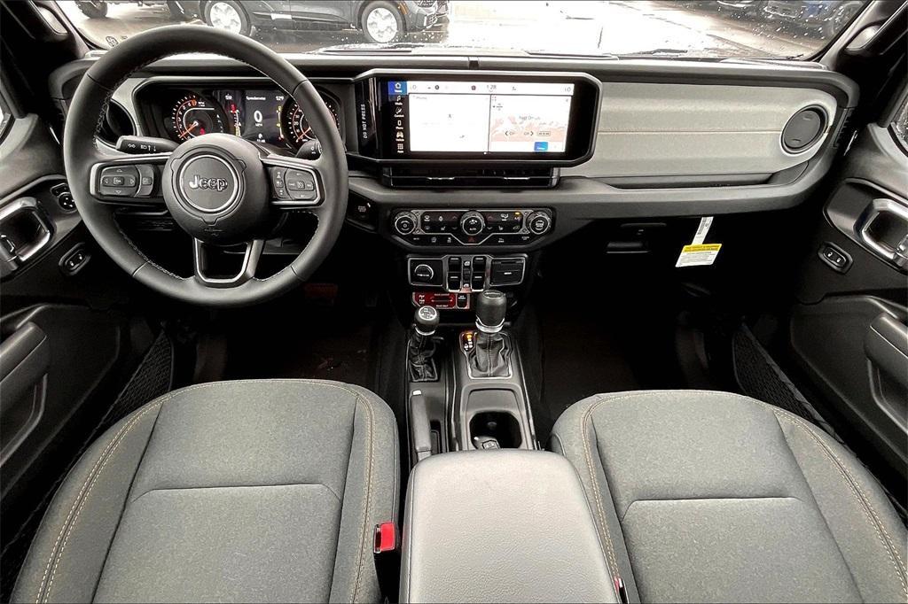 new 2025 Jeep Gladiator car, priced at $45,689