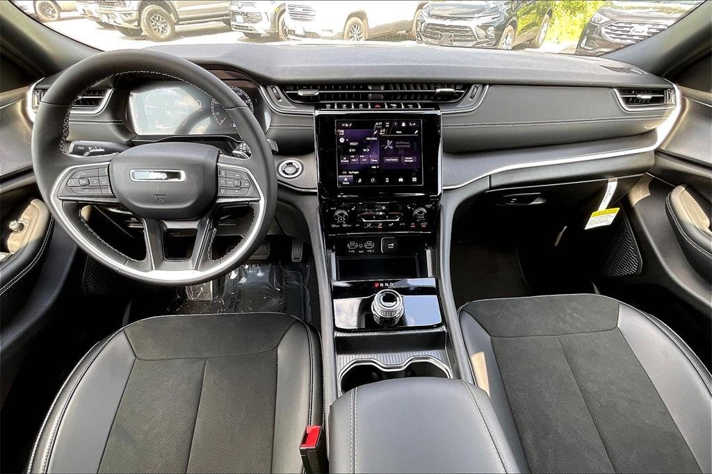 new 2025 Jeep Grand Cherokee L car, priced at $41,851