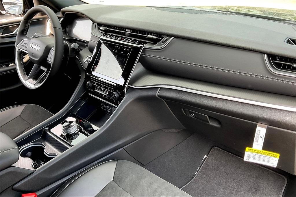 new 2025 Jeep Grand Cherokee L car, priced at $41,851