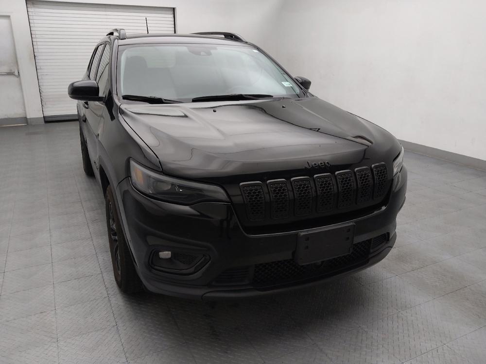 used 2023 Jeep Cherokee car, priced at $23,895