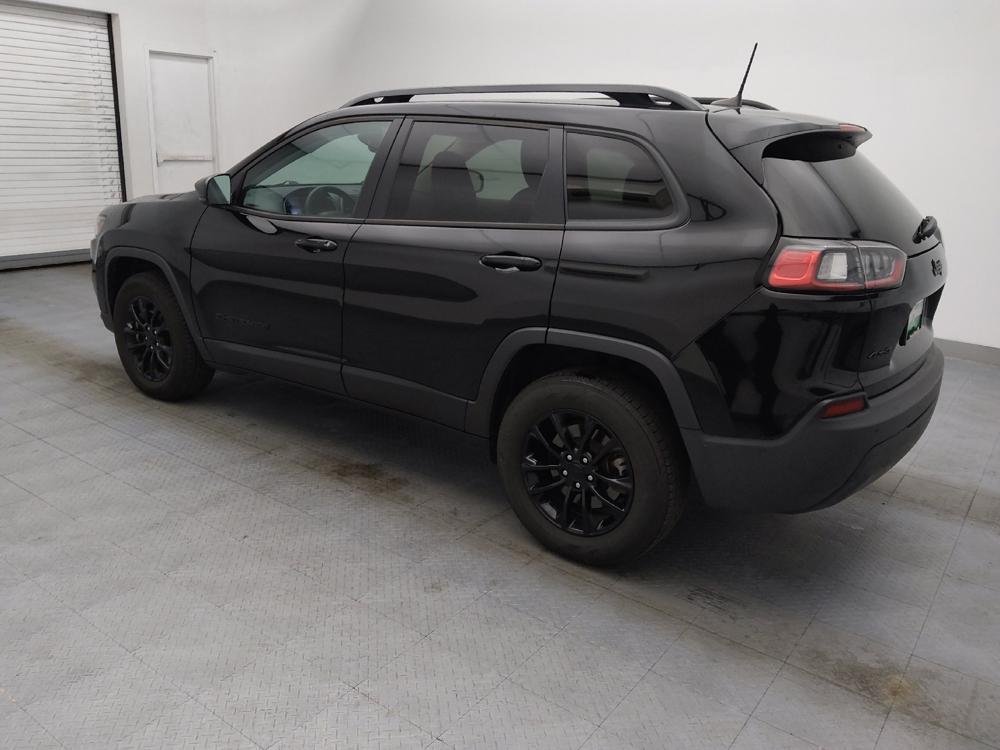 used 2023 Jeep Cherokee car, priced at $25,495