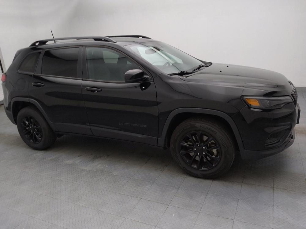used 2023 Jeep Cherokee car, priced at $25,495
