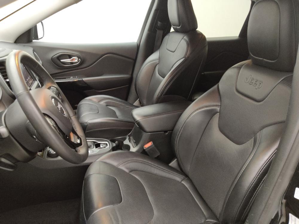 used 2023 Jeep Cherokee car, priced at $25,495