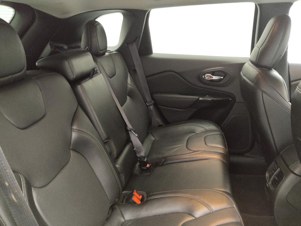 used 2023 Jeep Cherokee car, priced at $25,495