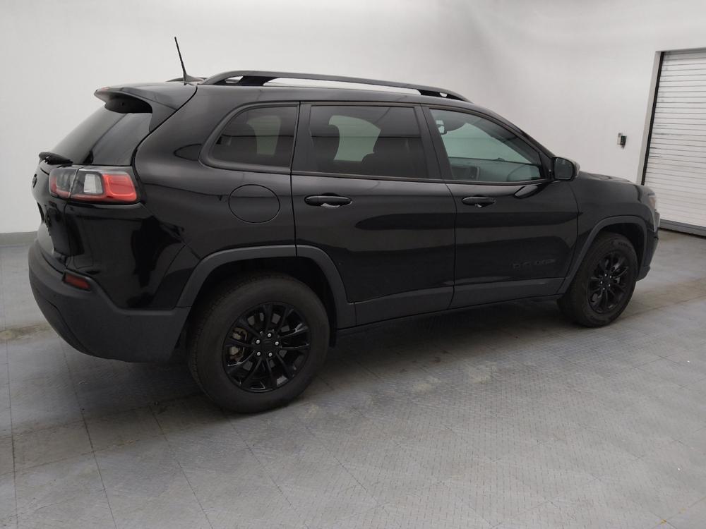 used 2023 Jeep Cherokee car, priced at $25,495