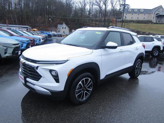 new 2025 Chevrolet TrailBlazer car, priced at $26,875