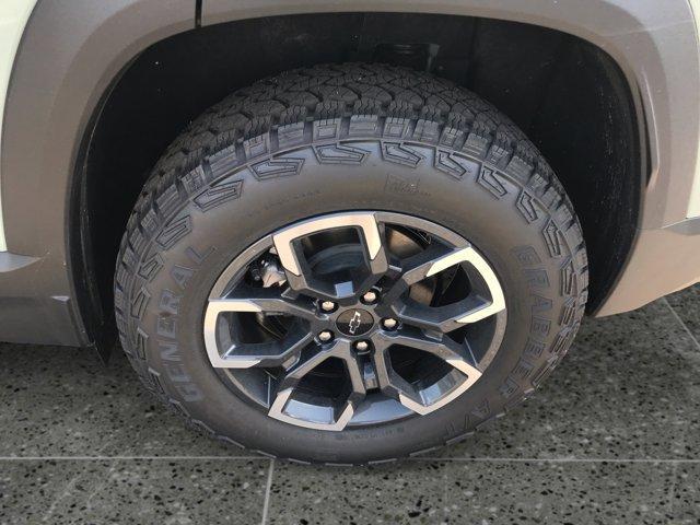 new 2026 Chevrolet Equinox car, priced at $34,960