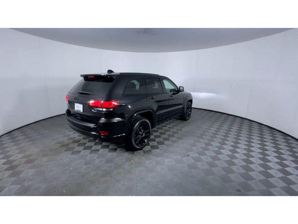 used 2021 Jeep Grand Cherokee car, priced at $24,979