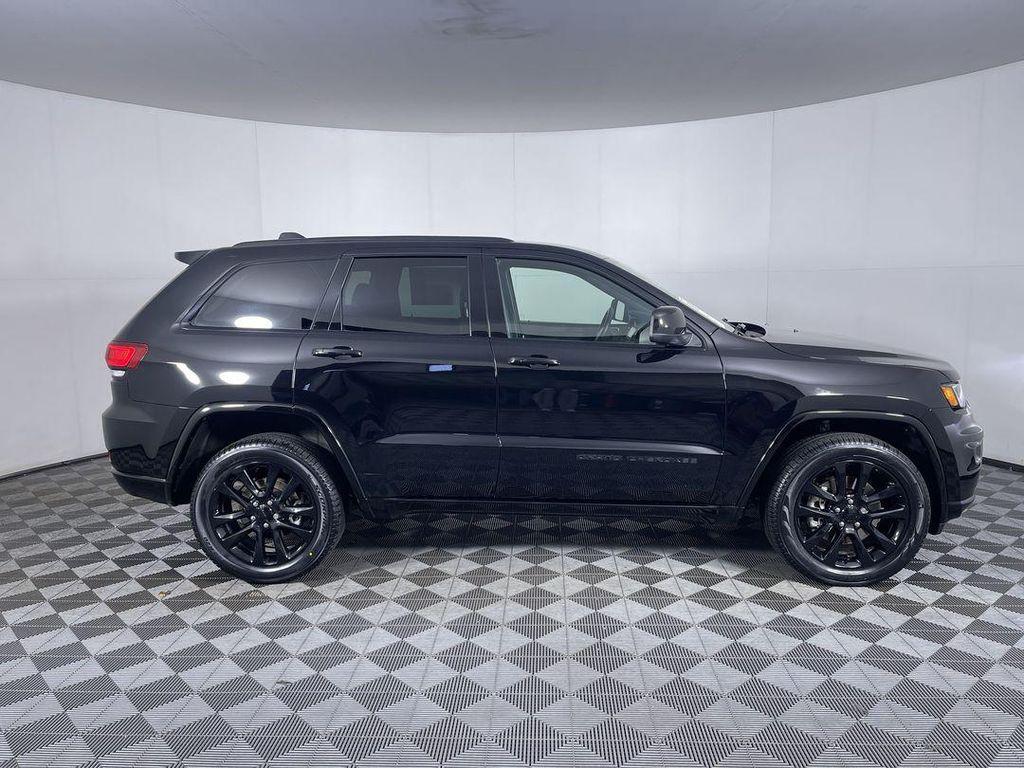 used 2021 Jeep Grand Cherokee car, priced at $24,979