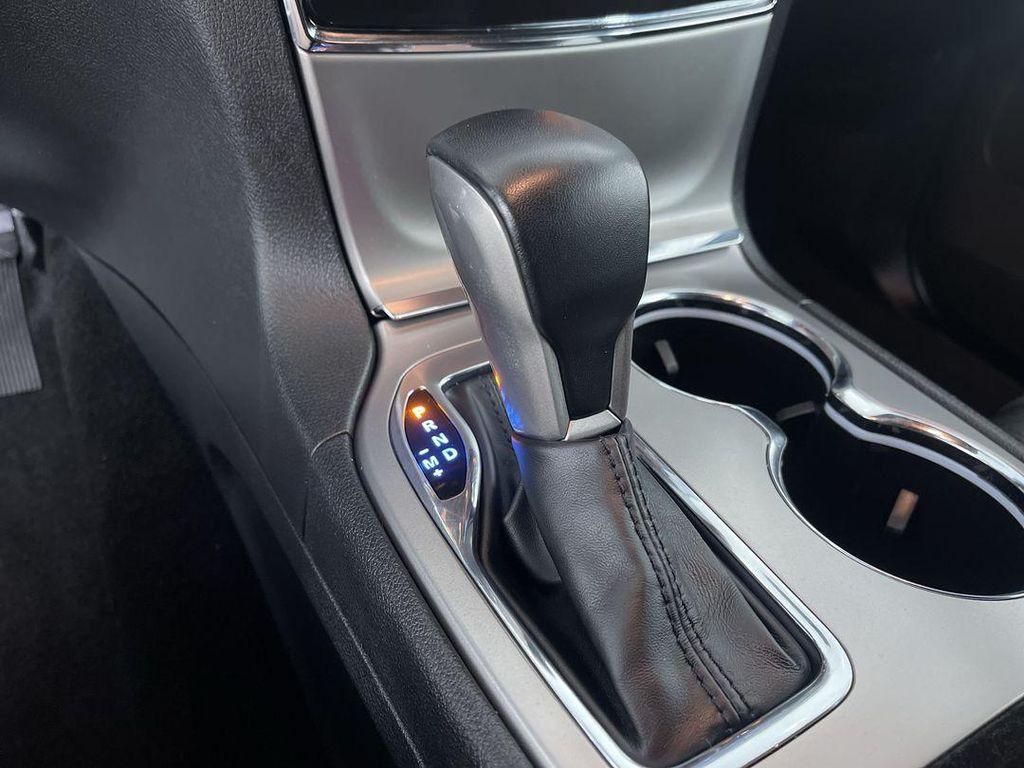 used 2021 Jeep Grand Cherokee car, priced at $24,979