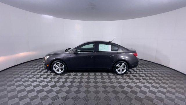 used 2016 Chevrolet Cruze Limited car, priced at $9,400