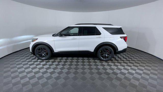 new 2025 Ford Explorer car, priced at $60,640