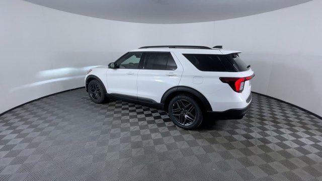 new 2025 Ford Explorer car, priced at $60,640