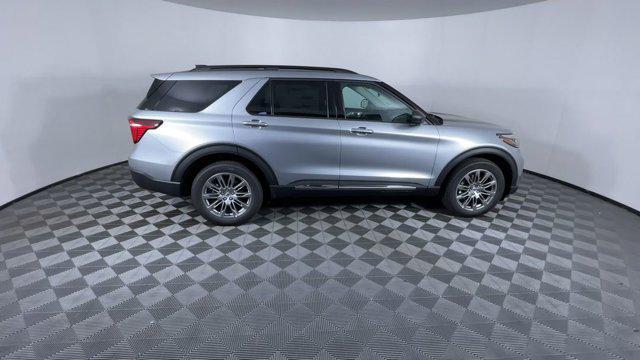 new 2025 Ford Explorer car, priced at $47,355