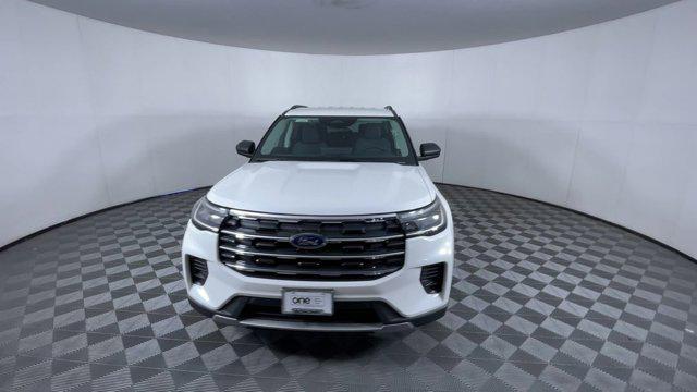 new 2025 Ford Explorer car, priced at $43,403