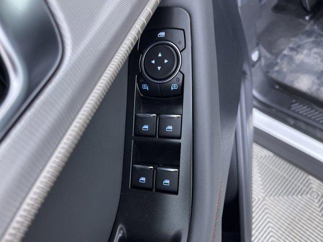 new 2025 Ford Explorer car, priced at $43,403