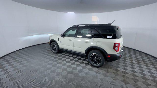 new 2025 Ford Bronco Sport car, priced at $37,626
