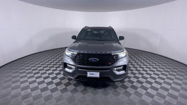 new 2024 Ford Explorer car, priced at $60,215