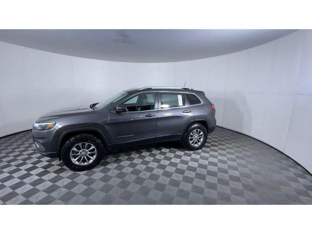 used 2019 Jeep Cherokee car, priced at $14,934