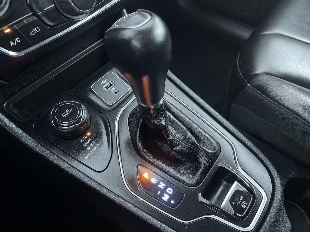 used 2019 Jeep Cherokee car, priced at $14,934