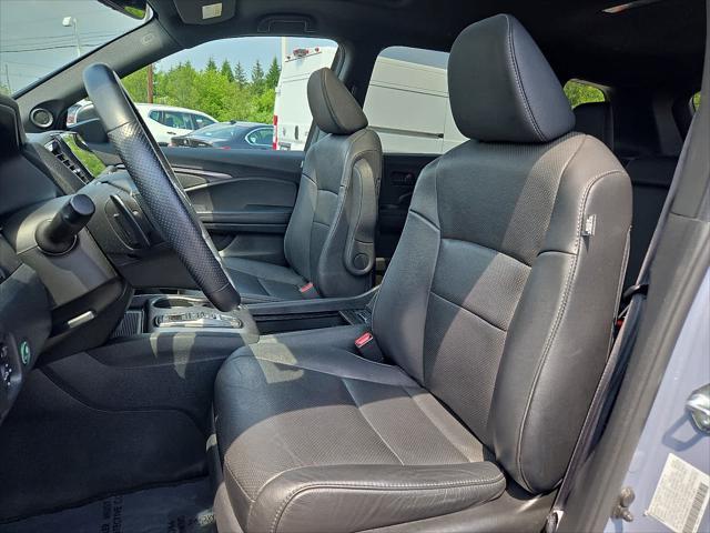 used 2022 Honda Passport car, priced at $35,300