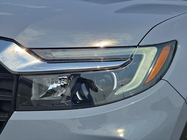 used 2022 Honda Passport car, priced at $35,300