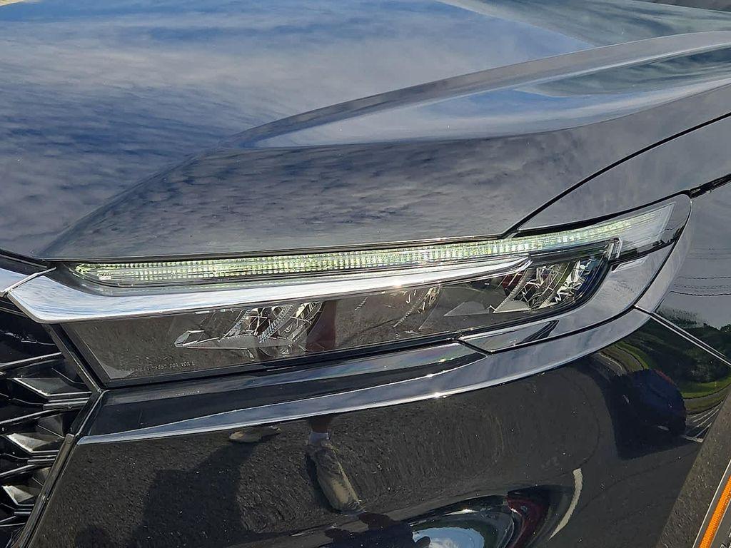used 2024 Honda CR-V car, priced at $35,883